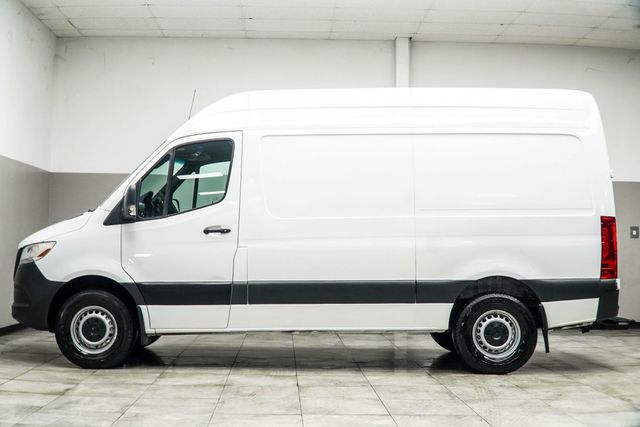 2022 Mercedes-Benz Sprinter Cargo Van 2500 Standard Roof I4 Gas 144" RWD - 23053198 - 7