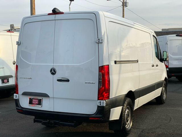 2022 Mercedes-Benz Sprinter Cargo Van 2500 Standard Roof V6 144" RWD - 22978039 - 24