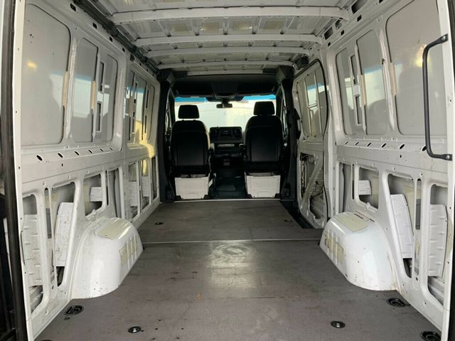 2022 Mercedes-Benz Sprinter Cargo Van 2500 Standard Roof V6 144" RWD - 22978039 - 5