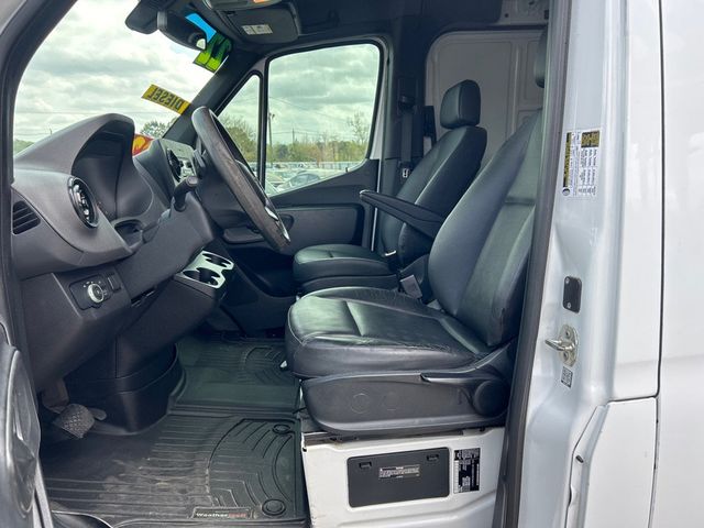 2022 Mercedes-Benz Sprinter Cargo Van 2500 Standard Roof V6 144" RWD - 22974162 - 6