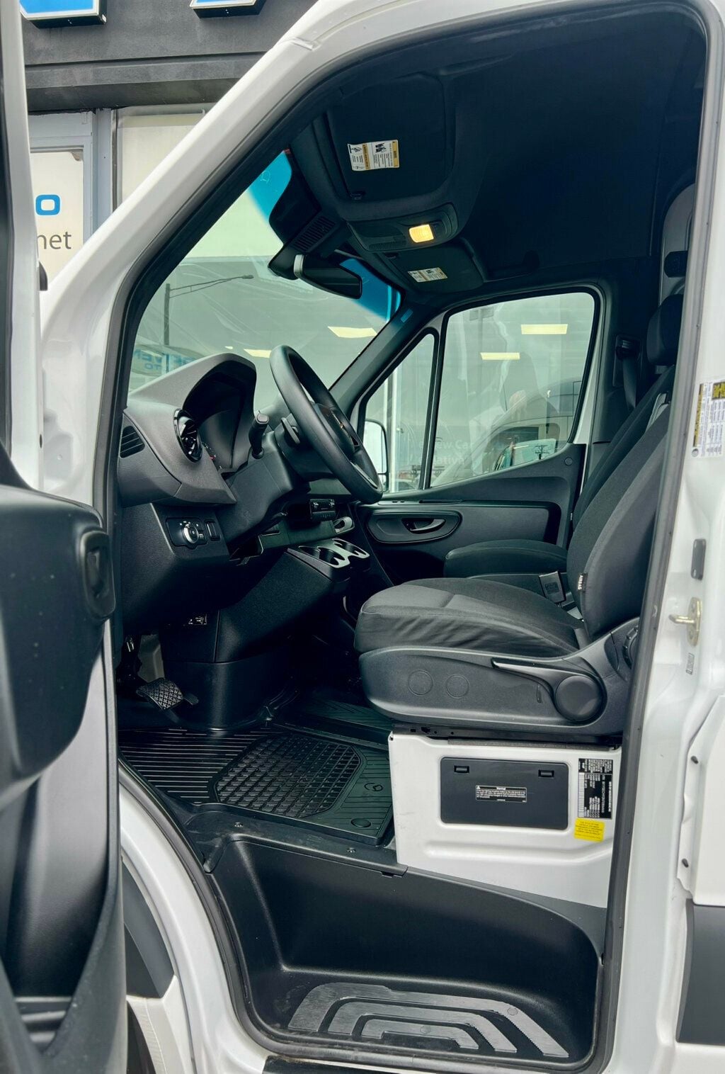 2022 Mercedes-Benz Sprinter Cargo Van 3500 High Roof V6 170" Extended RWD - 22978642 - 11