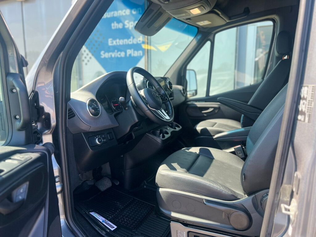 2022 Mercedes-Benz Sprinter Cargo Van 4500 High Roof V6 170" Extended RWD - 22907458 - 14