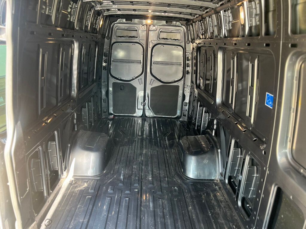 2022 Mercedes-Benz Sprinter Cargo Van 4500 High Roof V6 170" Extended RWD - 22907458 - 39