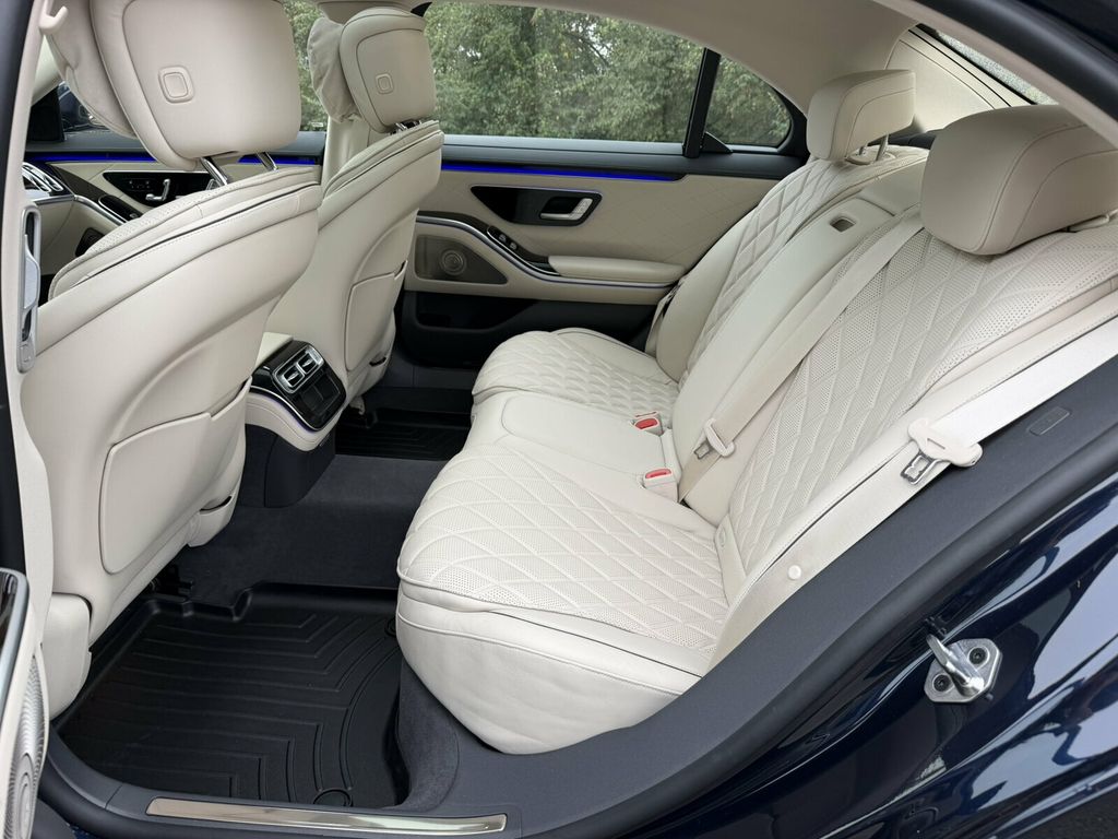 2022 Mercedes-Benz S-Class 4MATIC/Luxury Pkg/Heated&CooledSeats/Burmester3D Audio/Pano Roof - 23090941 - 23