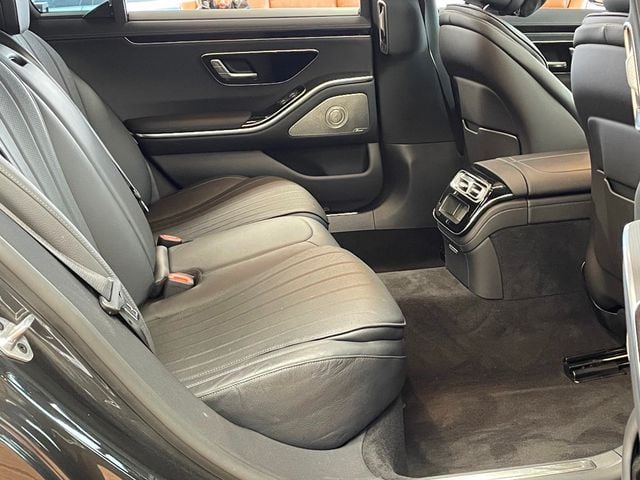 2022 Mercedes-Benz S-Class S 500 4MATIC Sedan - 22988261 - 24