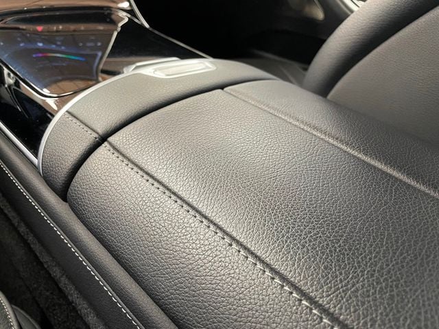 2022 Mercedes-Benz S-Class S 500 4MATIC Sedan - 22988261 - 44