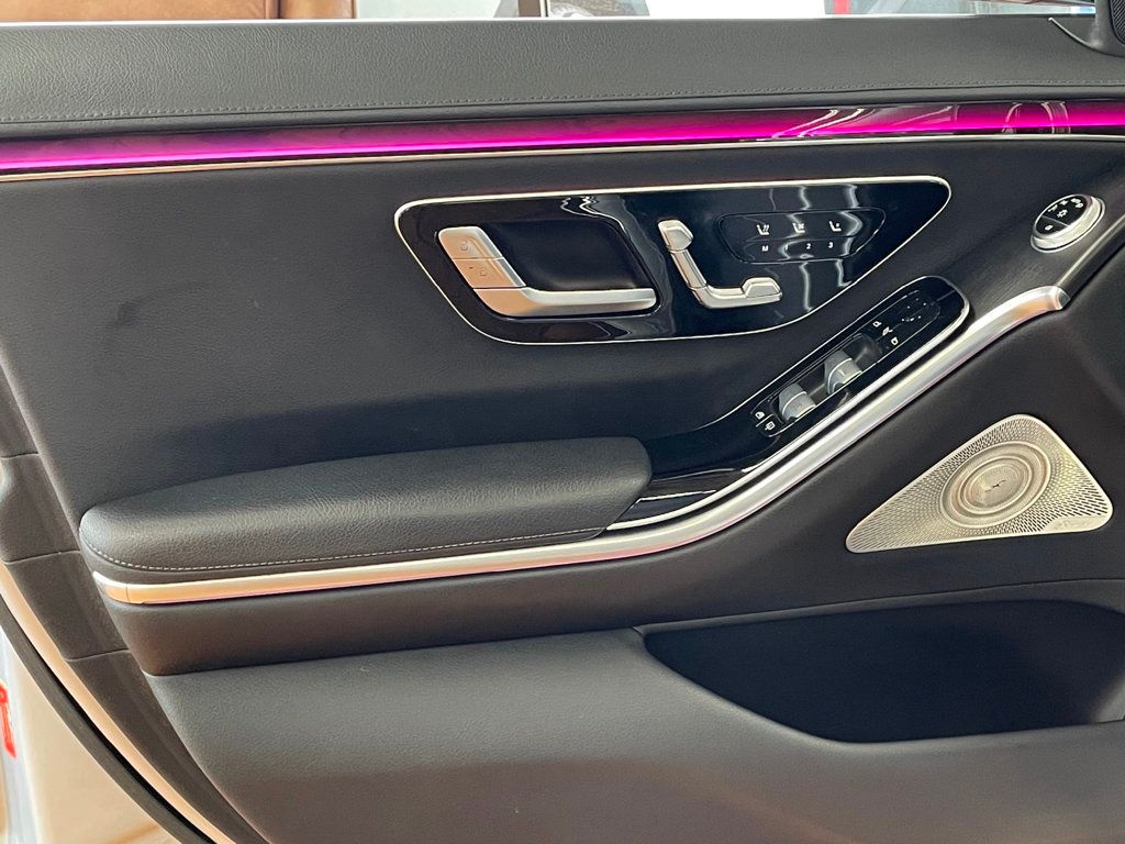2022 Mercedes-Benz S-Class S 500 4MATIC Sedan - 22989321 - 16