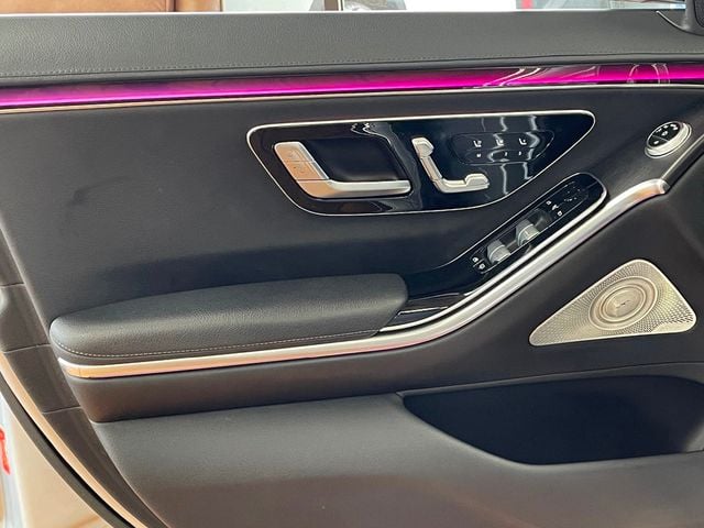 2022 Mercedes-Benz S-Class S 500 4MATIC Sedan - 22989321 - 16