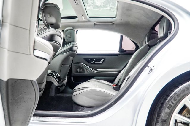 2022 Mercedes-Benz S-Class S 500 4MATIC Sedan - 23070932 - 34