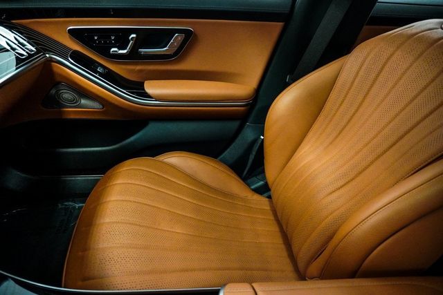 2022 Mercedes-Benz S-Class S 500 4MATIC Sedan - 22935716 - 32