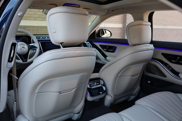 2022 Mercedes-Benz S-Class S 500 4MATIC Sedan - 22949382 - 17