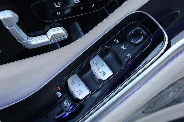 2022 Mercedes-Benz S-Class S 500 4MATIC Sedan - 22949382 - 32