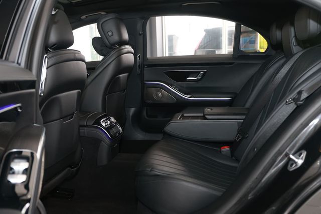 2022 Mercedes-Benz S-Class S 500 4MATIC Sedan - 22985345 - 10