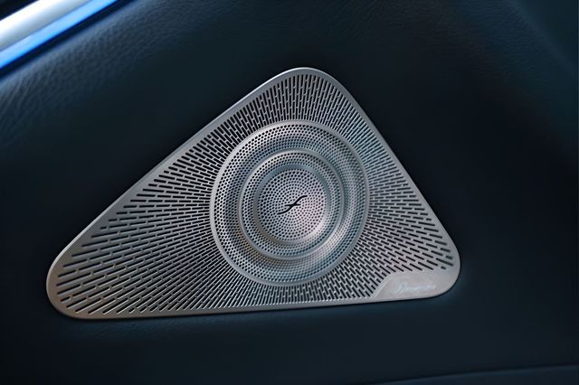 2022 Mercedes-Benz S-Class S 500 4MATIC Sedan - 22988322 - 24