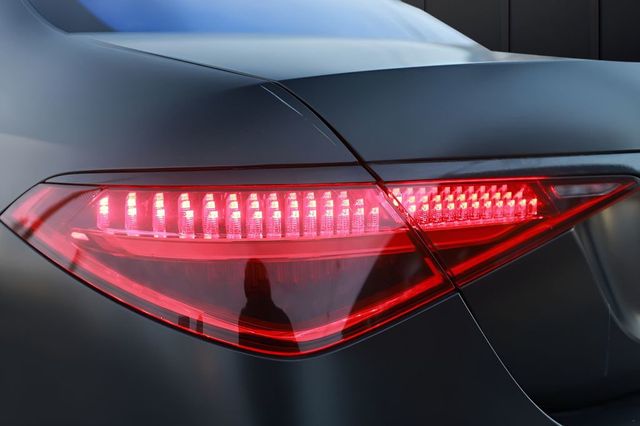 2022 Mercedes-Benz S-Class S 500 4MATIC Sedan - 22988322 - 28