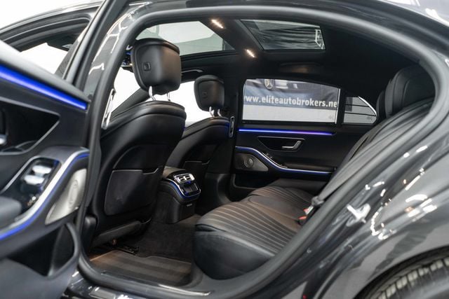 2022 Mercedes-Benz S-Class S 500 4MATIC Sedan - 22984425 - 14