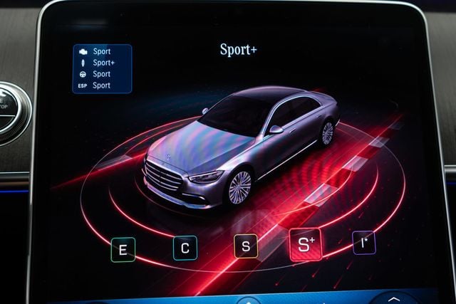 2022 Mercedes-Benz S-Class S 500 4MATIC Sedan - 22984425 - 29