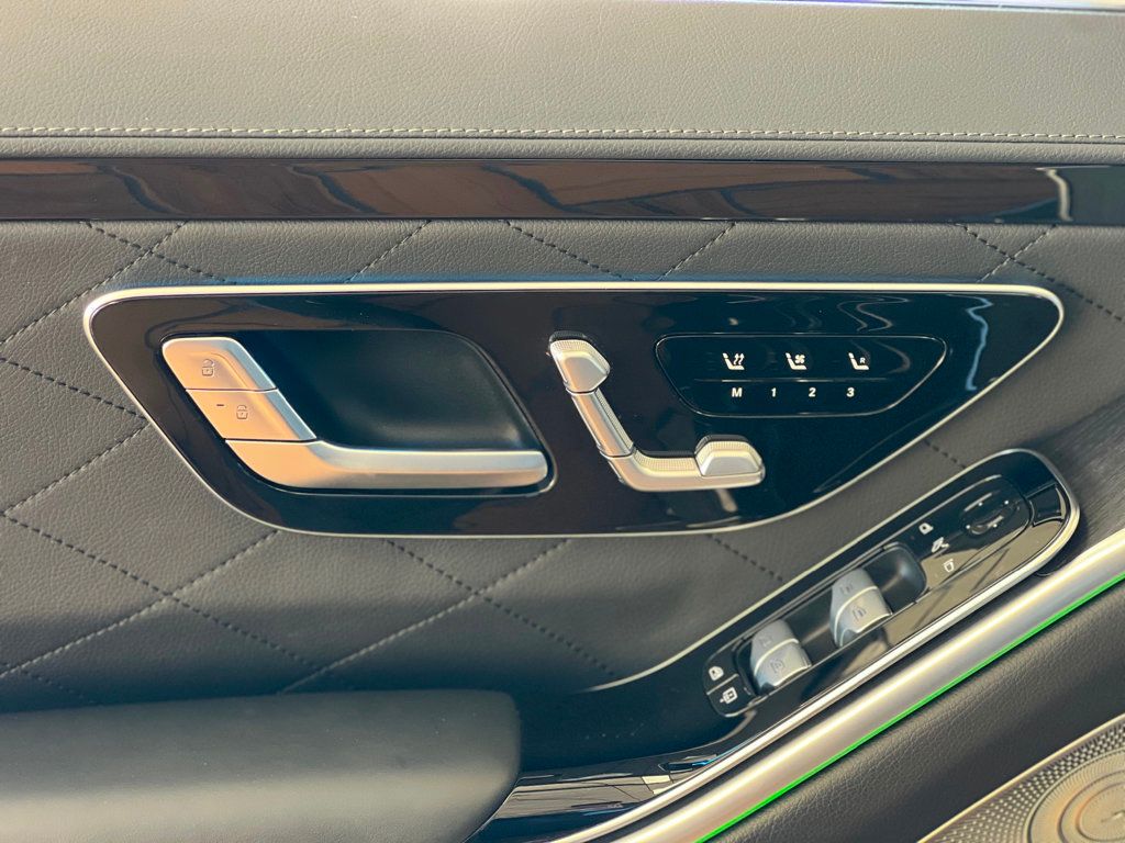 2022 Mercedes-Benz S-Class S 580 4MATIC Sedan - 22796467 - 16