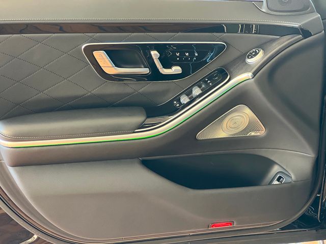 2022 Mercedes-Benz S-Class S 580 4MATIC Sedan - 22796467 - 17