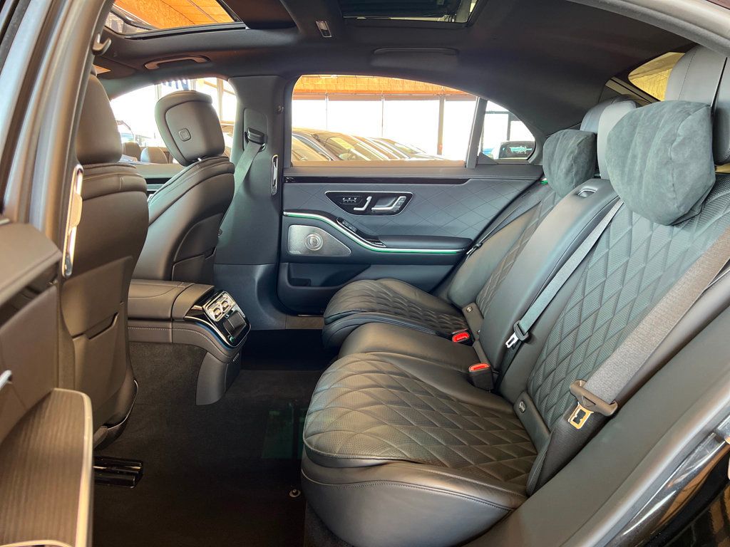 2022 Mercedes-Benz S-Class S 580 4MATIC Sedan - 22796467 - 8
