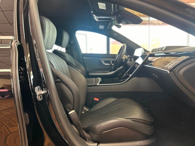 2022 Mercedes-Benz S-Class S 580 4MATIC Sedan - 22866282 - 19