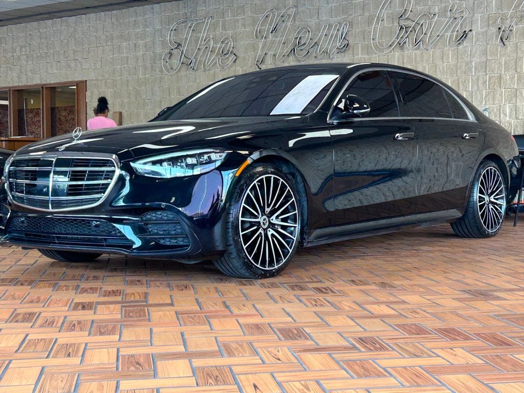 2022 Mercedes Benz S 580 4MATIC photo 4