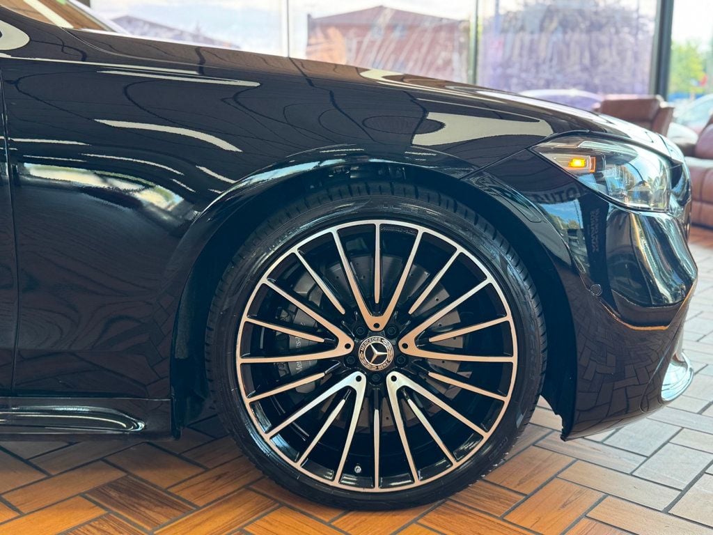 2022 Mercedes Benz S 580 4MATIC photo 13