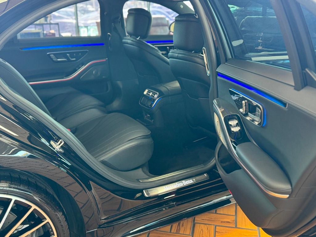 2022 Mercedes Benz S 580 4MATIC photo 17