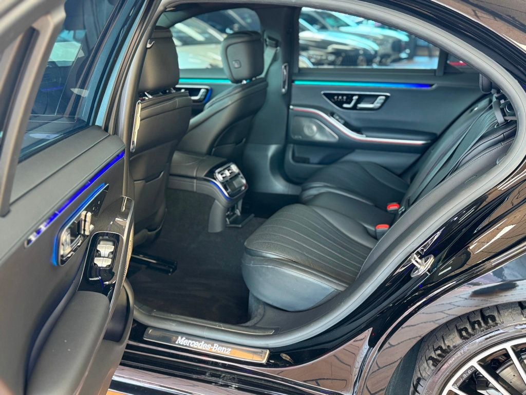 2022 Mercedes Benz S 580 4MATIC photo 18