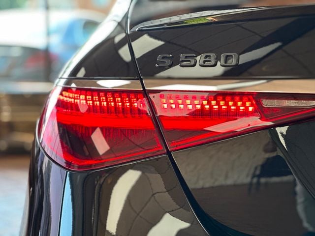 2022 Mercedes-Benz S-Class S 580 4MATIC Sedan - 22914903 - 16