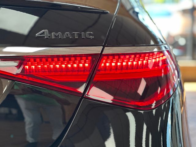 2022 Mercedes-Benz S-Class S 580 4MATIC Sedan - 22914903 - 17