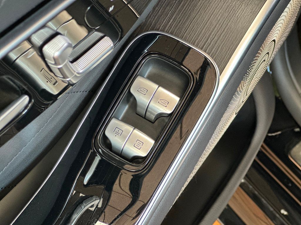 2022 Mercedes-Benz S-Class S 580 4MATIC Sedan - 22914903 - 30