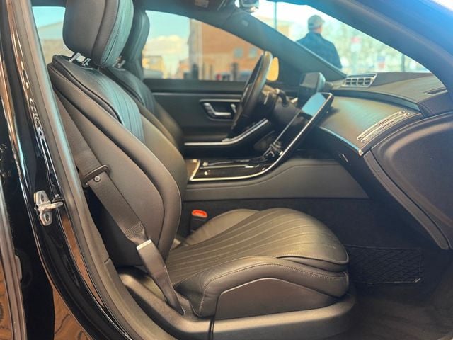2022 Mercedes-Benz S-Class S 580 4MATIC Sedan - 22982372 - 17