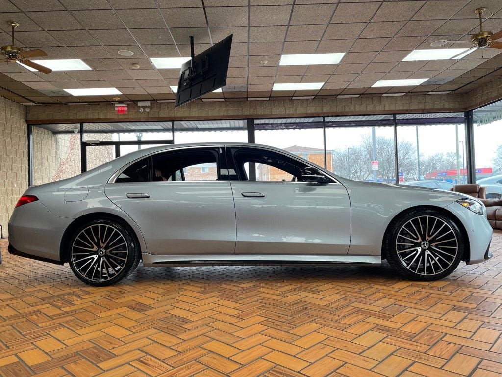 2022 Mercedes-Benz S-Class S 580 4MATIC Sedan - 22984053 - 11