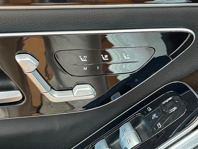 2022 Mercedes-Benz S-Class S 580 4MATIC Sedan - 23026886 - 13