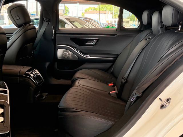 2022 Mercedes-Benz S-Class S 580 4MATIC Sedan - 23035856 - 17