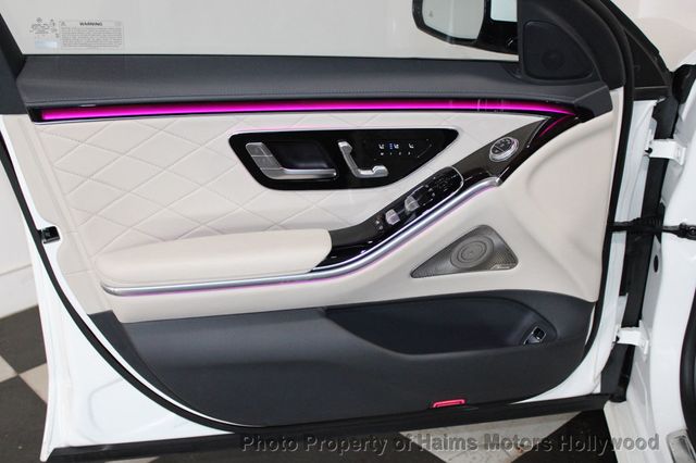 2022 Mercedes-Benz S-Class S 580 4MATIC Sedan - 22627831 - 11