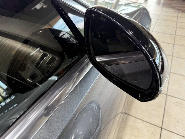 2022 Mercedes Benz S 580 4MATIC photo 3