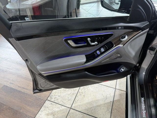 2022 Mercedes-Benz S-Class S 580 4MATIC Sedan - 22900433 - 19