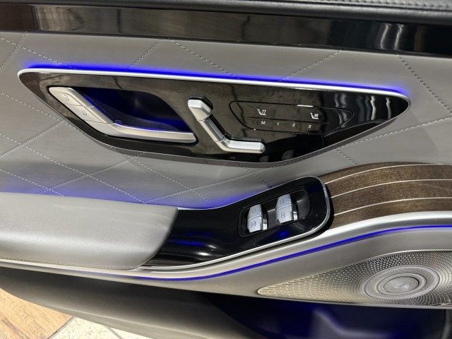 2022 Mercedes-Benz S-Class S 580 4MATIC Sedan - 22900433 - 24