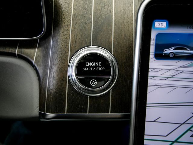 2022 Mercedes-Benz S-Class S 580 4MATIC Sedan - 23075386 - 19