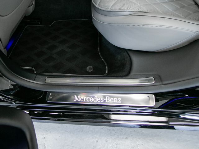 2022 Mercedes-Benz S-Class S 580 4MATIC Sedan - 23075386 - 31