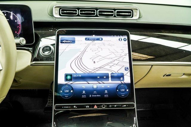 2022 Mercedes-Benz S-Class S 580 4MATIC Sedan - 22945548 - 19