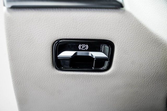 2022 Mercedes-Benz S-Class S 580 4MATIC Sedan - 22945548 - 32