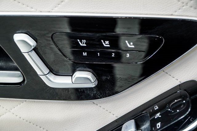 2022 Mercedes-Benz S-Class S 580 4MATIC Sedan - 22945548 - 40