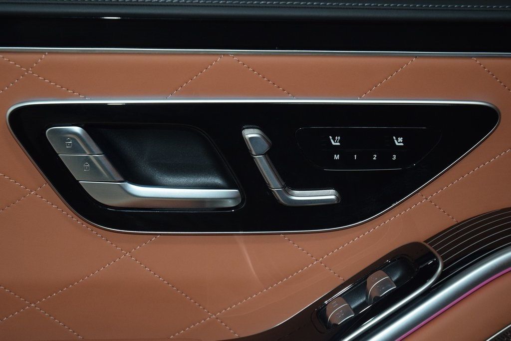 2022 Mercedes-Benz S-Class S 580 4MATIC Sedan - 22952861 - 37