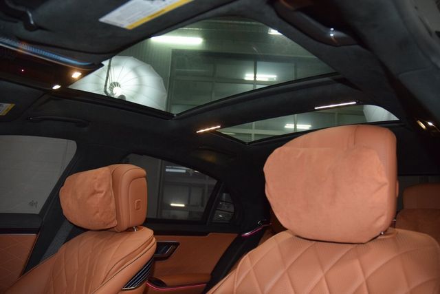 2022 Mercedes-Benz S-Class S 580 4MATIC Sedan - 22952861 - 46