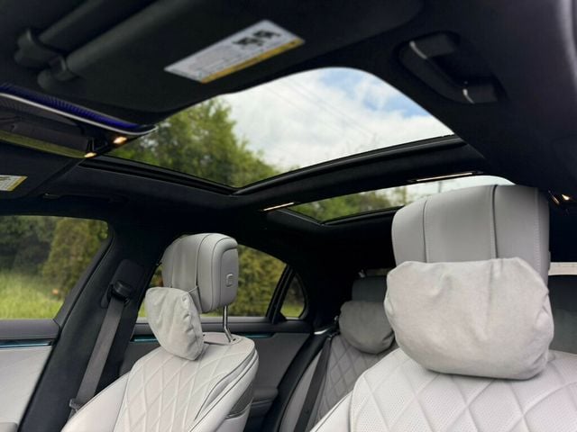 2022 Mercedes-Benz S-Class S 580 4MATIC Sedan - 23018032 - 17