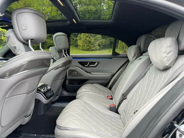 2022 Mercedes-Benz S-Class S 580 4MATIC Sedan - 23018032 - 19