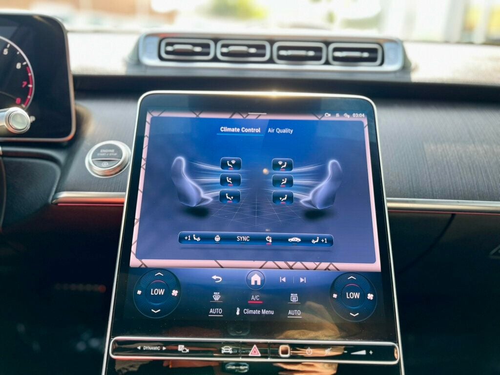 2022 Mercedes Benz S 580 4MATIC photo 26